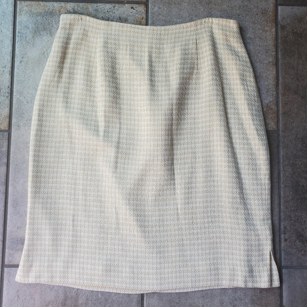Jones Wear White Beige Pencil Skirt Slit Houndstooth Neutral Preppy Work Vintage